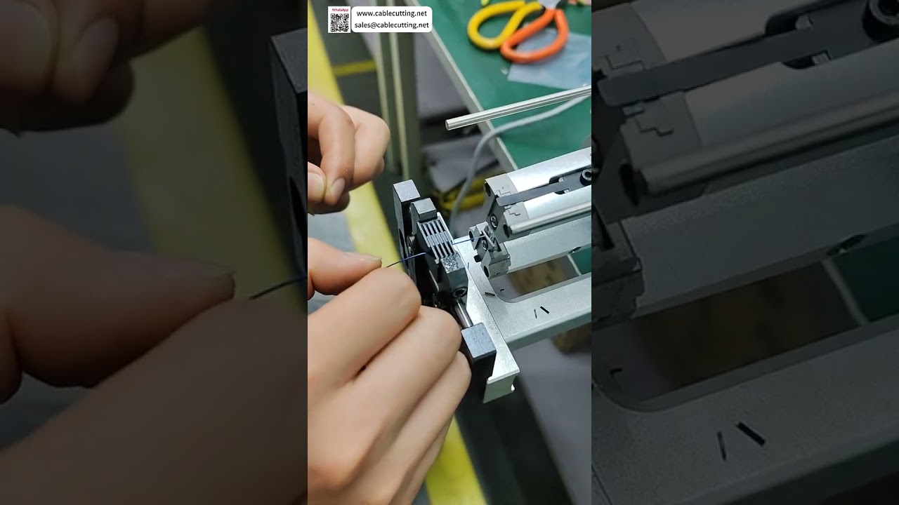 Maszyna do zdejmowania izolacji kabli koncentrycznych – idealne 3-warstwowe obieranie dla ultracienkiego drutu 34 AWG