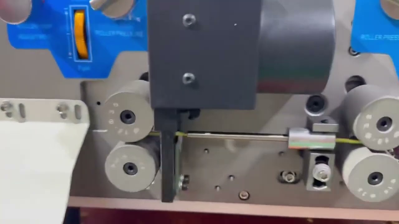 Efficient Precise One Click Start! Fully Automatic Computer Wire Stripping Machine Wire Processing
