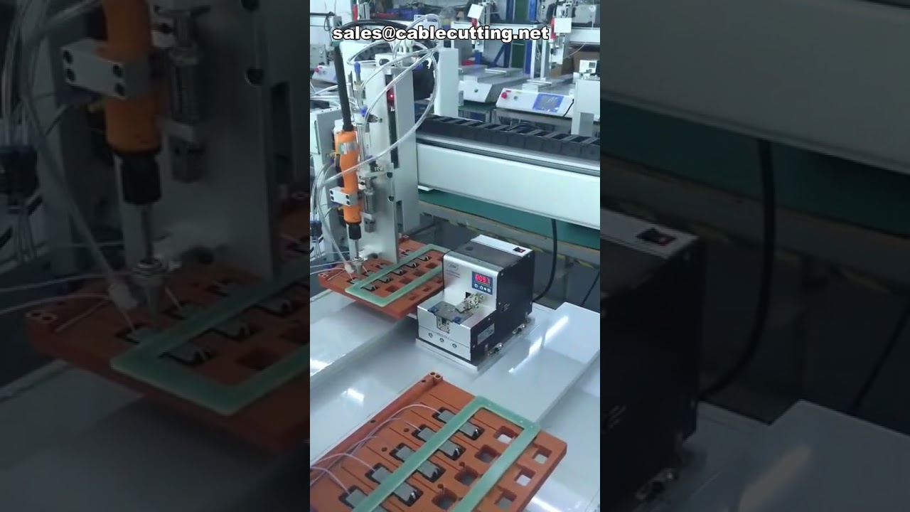 Automatyczna stacjonarna maszyna do wkręcania śrub