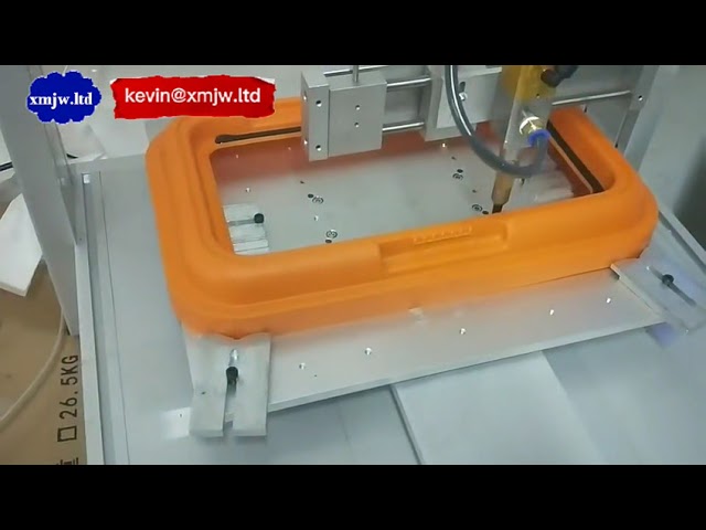 Dozownik kleju na gorąco trójosiowa maszyna do natryskiwania kleju